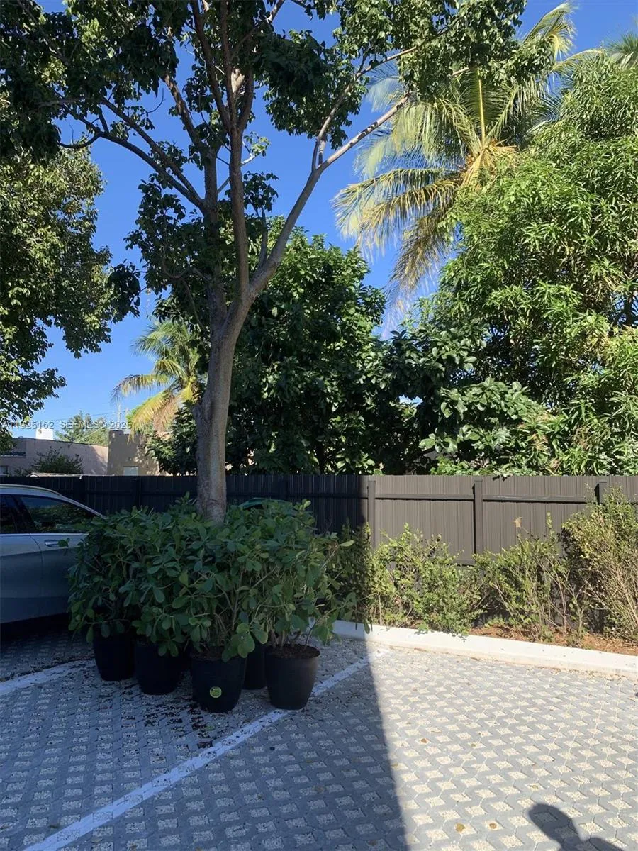 1053 Nw 29th St, Miami, Florida 33127, Miami, Florida 33127, ,Commercial Sale,For Sale,1053 Nw 29th St, Miami, Florida 33127,A11926162