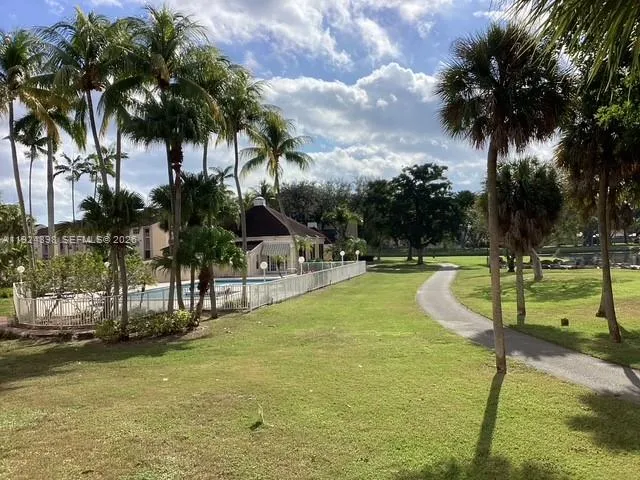 15330 Sw 106th Ter 903, Miami, Florida 33196, Miami, Florida 33196, 2 Bedrooms Bedrooms, ,2 BathroomsBathrooms,Residential Lease,For Rent,15330 Sw 106th Ter 903, Miami, Florida 33196,A11924398