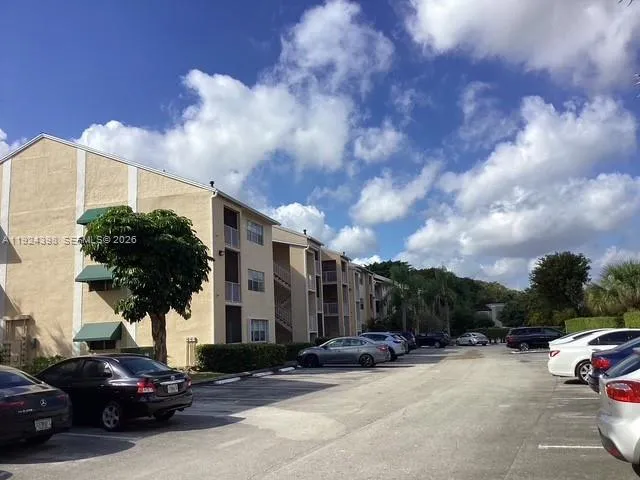 15330 Sw 106th Ter 903, Miami, Florida 33196, Miami, Florida 33196, 2 Bedrooms Bedrooms, ,2 BathroomsBathrooms,Residential Lease,For Rent,15330 Sw 106th Ter 903, Miami, Florida 33196,A11924398