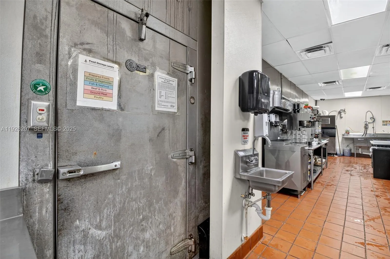 Fully Turnkey Restaurant For Sale In The Heart Of, Pinecrest, Florida 33156, ,Business Opportunity,For Sale,Fully Turnkey Restaurant For Sale In The Heart Of ,A11926207