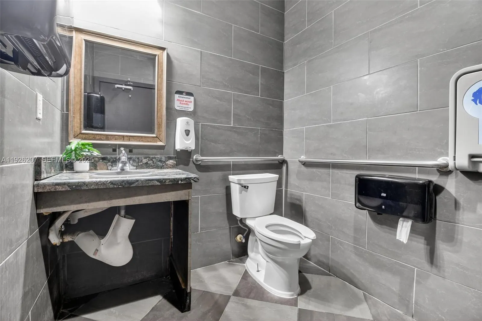 Fully Turnkey Restaurant For Sale In The Heart Of, Pinecrest, Florida 33156, ,Business Opportunity,For Sale,Fully Turnkey Restaurant For Sale In The Heart Of ,A11926207