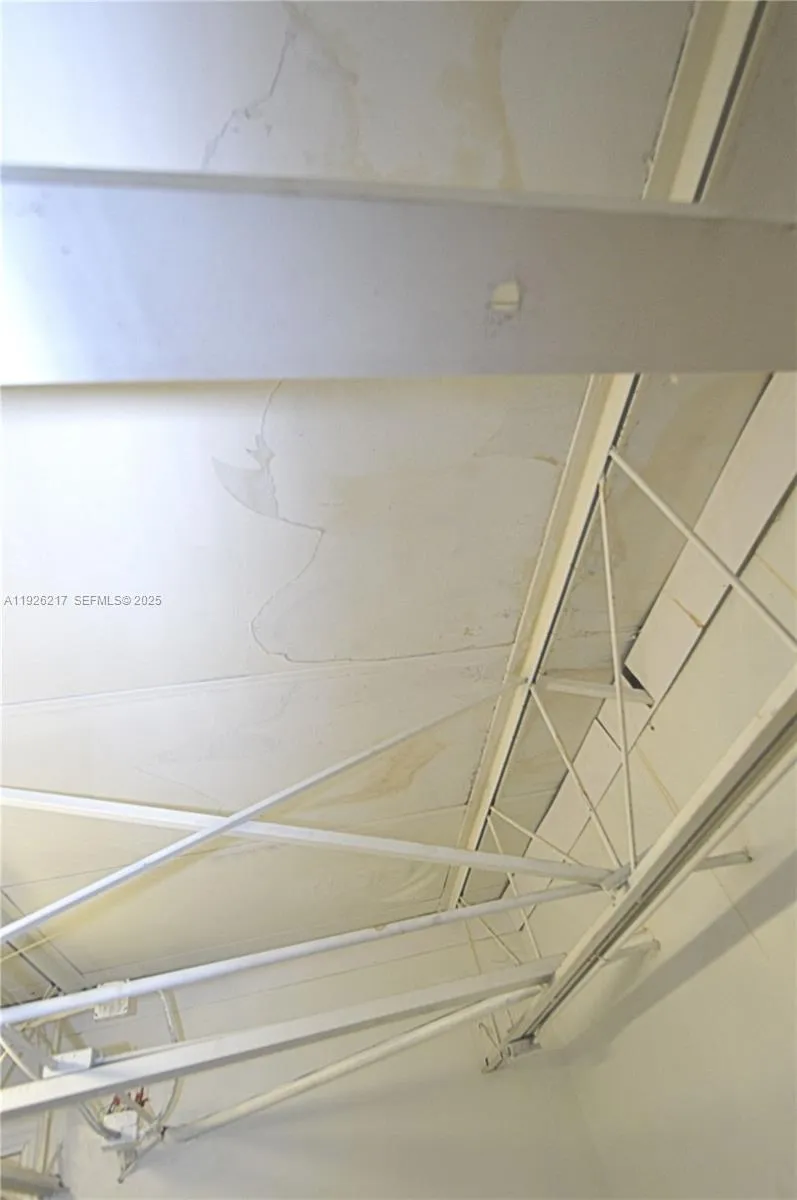 Ceiling over mezzanine