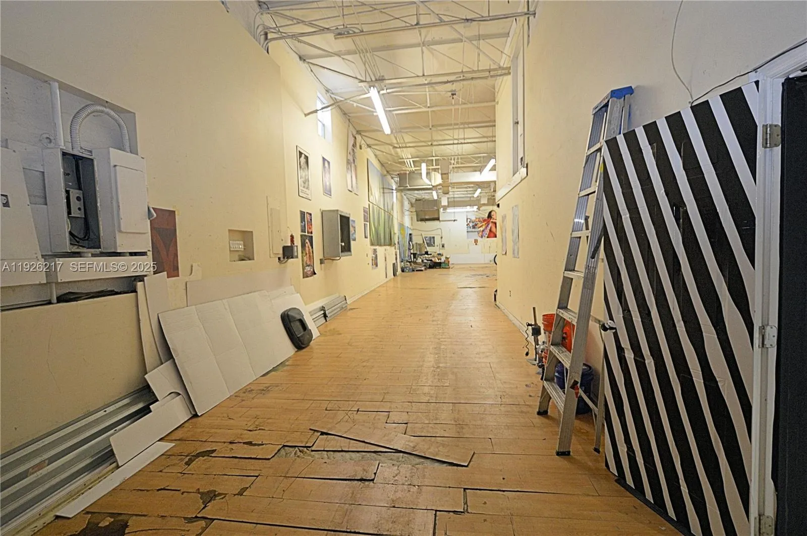 1680 W 33rd Pl 1680, Hialeah, Florida 33012, Hialeah, Florida 33012, ,Commercial Sale,For Sale,1680 W 33rd Pl 1680, Hialeah, Florida 33012,A11926217