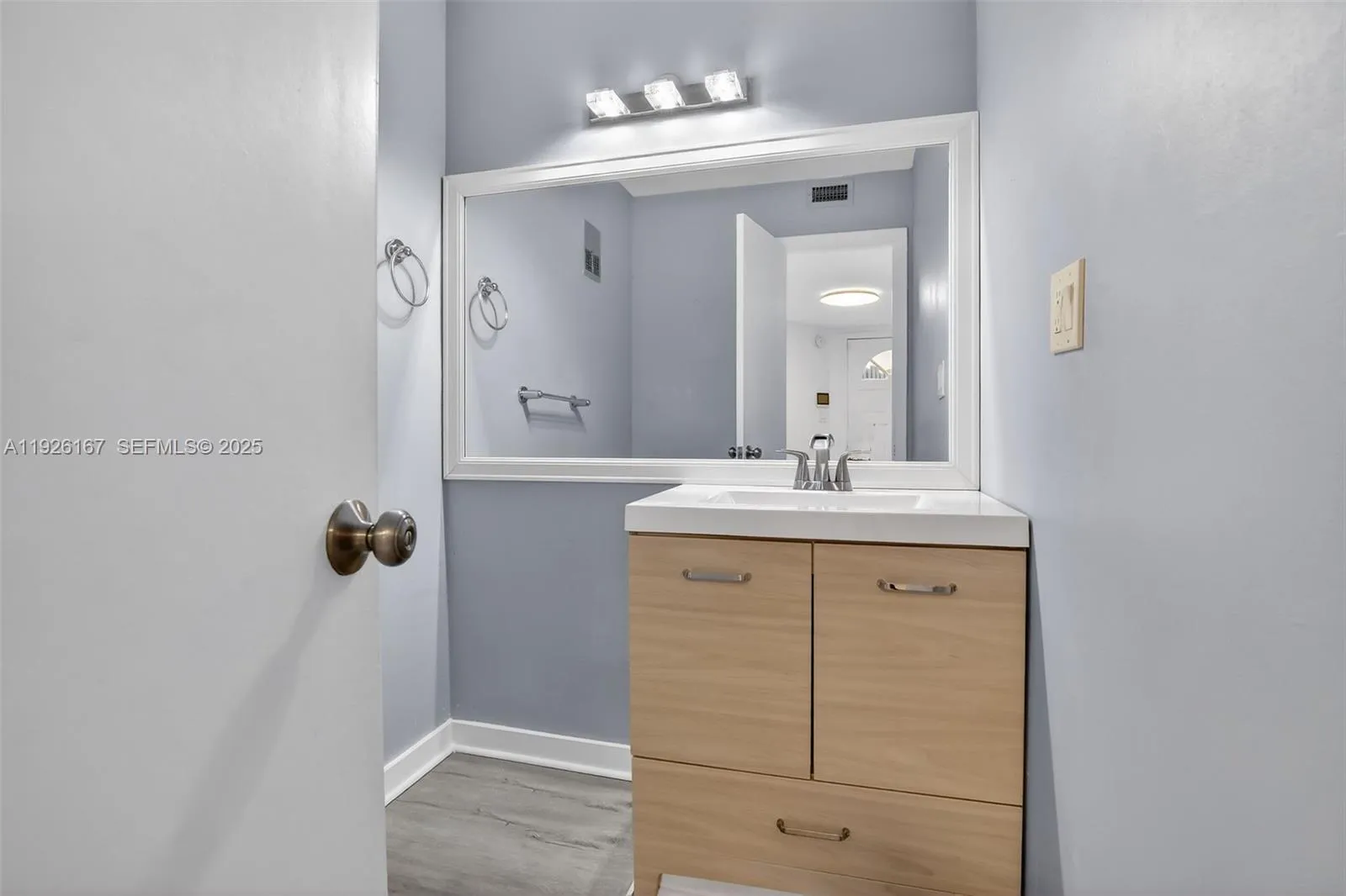 9703 N New River Canal Rd 103, Plantation, Florida, Plantation, Florida 33324, 4 Bedrooms Bedrooms, ,2 BathroomsBathrooms,Residential,For Sale,9703 N New River Canal Rd 103, Plantation, Florida,A11926167