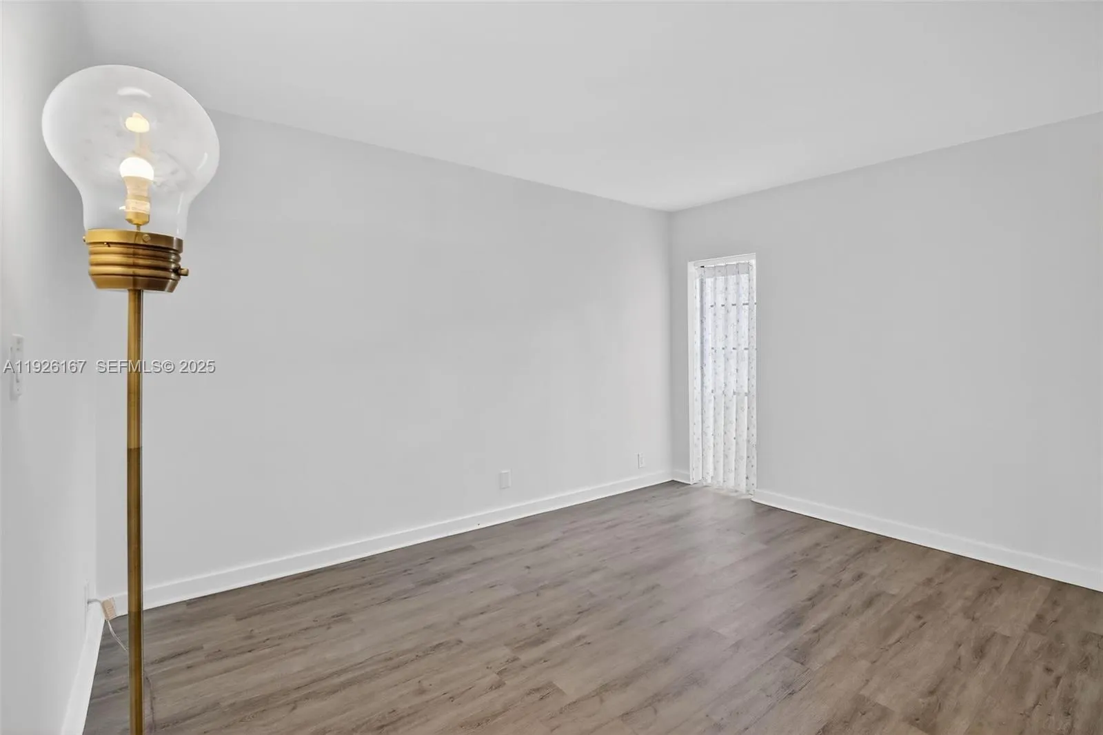 9703 N New River Canal Rd 103, Plantation, Florida, Plantation, Florida 33324, 4 Bedrooms Bedrooms, ,2 BathroomsBathrooms,Residential,For Sale,9703 N New River Canal Rd 103, Plantation, Florida,A11926167
