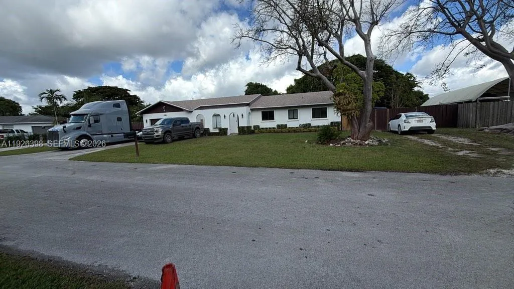 16051 Sw 281st St, Homestead, Florida 33033, Homestead, Florida 33033, 4 Bedrooms Bedrooms, ,2 BathroomsBathrooms,Residential,For Sale,16051 Sw 281st St, Homestead, Florida 33033,A11926398