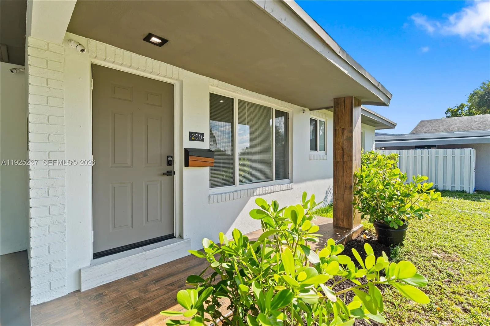 230 Sw 29th Ave, Fort Lauderdale, Florida 33312, Fort Lauderdale, Florida 33312, 3 Bedrooms Bedrooms, ,2 BathroomsBathrooms,Residential,For Sale,230 Sw 29th Ave, Fort Lauderdale, Florida 33312,A11925237
