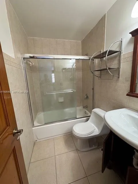 6311 Sw 127th Ct 6311, Miami, Florida 33183, Miami, Florida 33183, 3 Bedrooms Bedrooms, ,2 BathroomsBathrooms,Residential Lease,For Rent,6311 Sw 127th Ct 6311, Miami, Florida 33183,A11926452