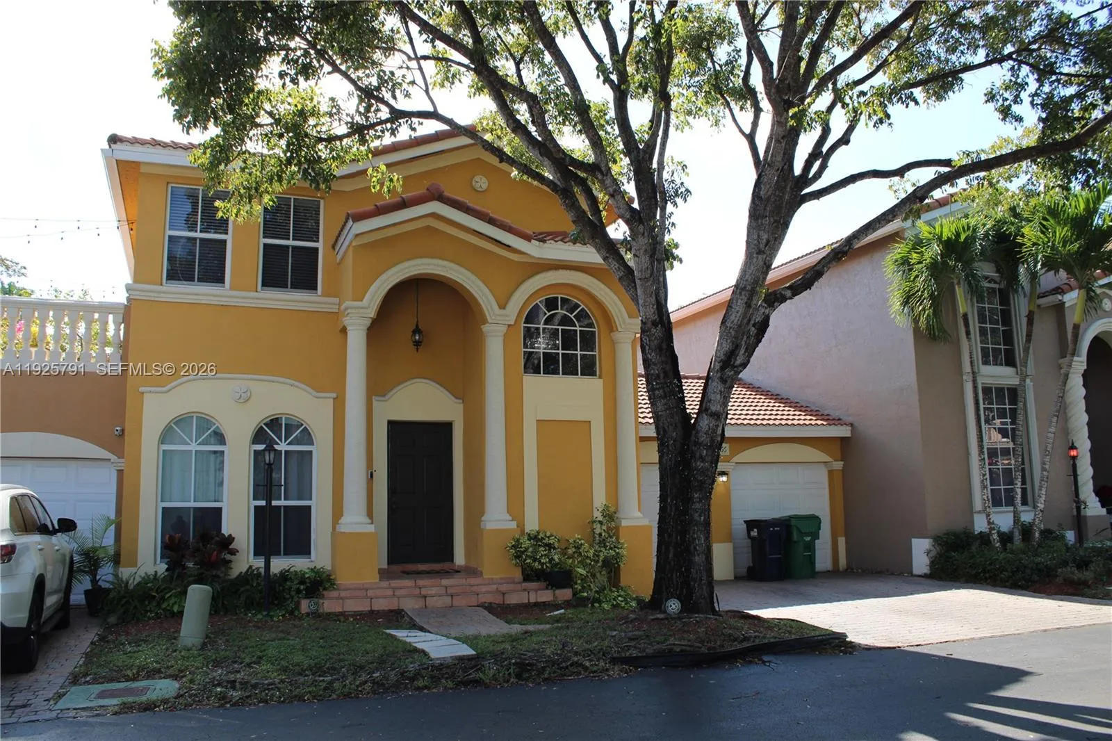 10866 Nw 51st Ln, Doral, Florida 33178, Doral, Florida 33178, 3 Bedrooms Bedrooms, ,2 BathroomsBathrooms,Residential,For Sale,10866 Nw 51st Ln, Doral, Florida 33178,A11925791