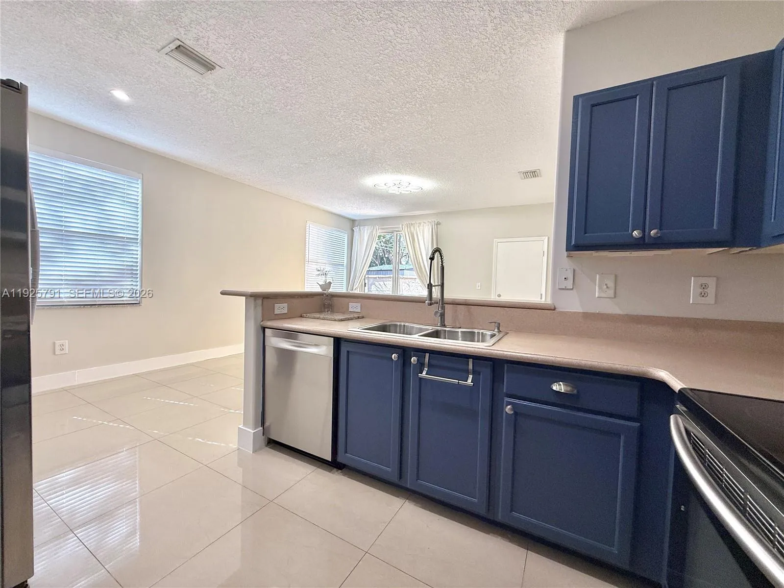 10866 Nw 51st Ln, Doral, Florida 33178, Doral, Florida 33178, 3 Bedrooms Bedrooms, ,2 BathroomsBathrooms,Residential,For Sale,10866 Nw 51st Ln, Doral, Florida 33178,A11925791