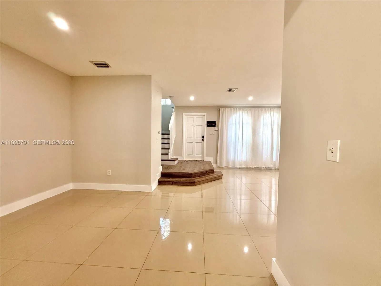 10866 Nw 51st Ln, Doral, Florida 33178, Doral, Florida 33178, 3 Bedrooms Bedrooms, ,2 BathroomsBathrooms,Residential,For Sale,10866 Nw 51st Ln, Doral, Florida 33178,A11925791
