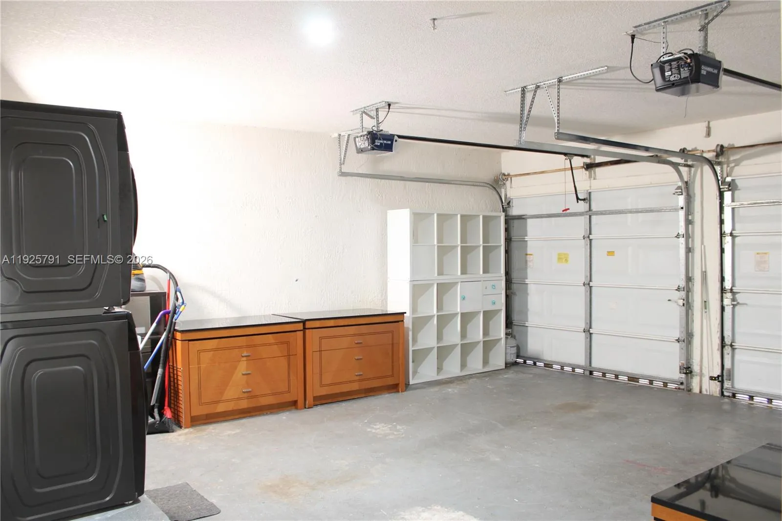 10866 Nw 51st Ln, Doral, Florida 33178, Doral, Florida 33178, 3 Bedrooms Bedrooms, ,2 BathroomsBathrooms,Residential,For Sale,10866 Nw 51st Ln, Doral, Florida 33178,A11925791