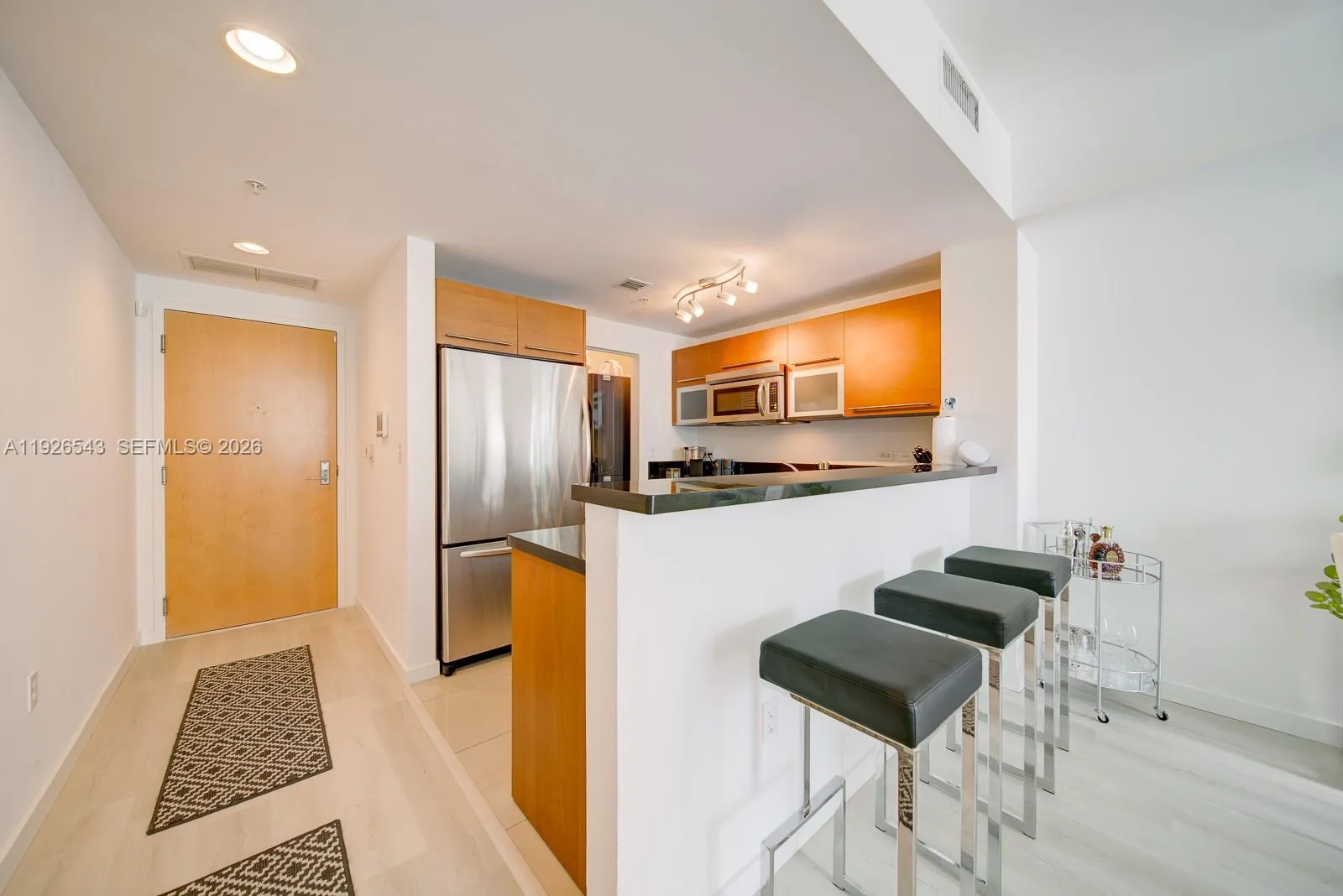 244 Biscayne Blvd 2309, Miami, Florida 33132, Miami, Florida 33132, 2 Bedrooms Bedrooms, ,2 BathroomsBathrooms,Residential,For Sale,244 Biscayne Blvd 2309, Miami, Florida 33132,A11926543