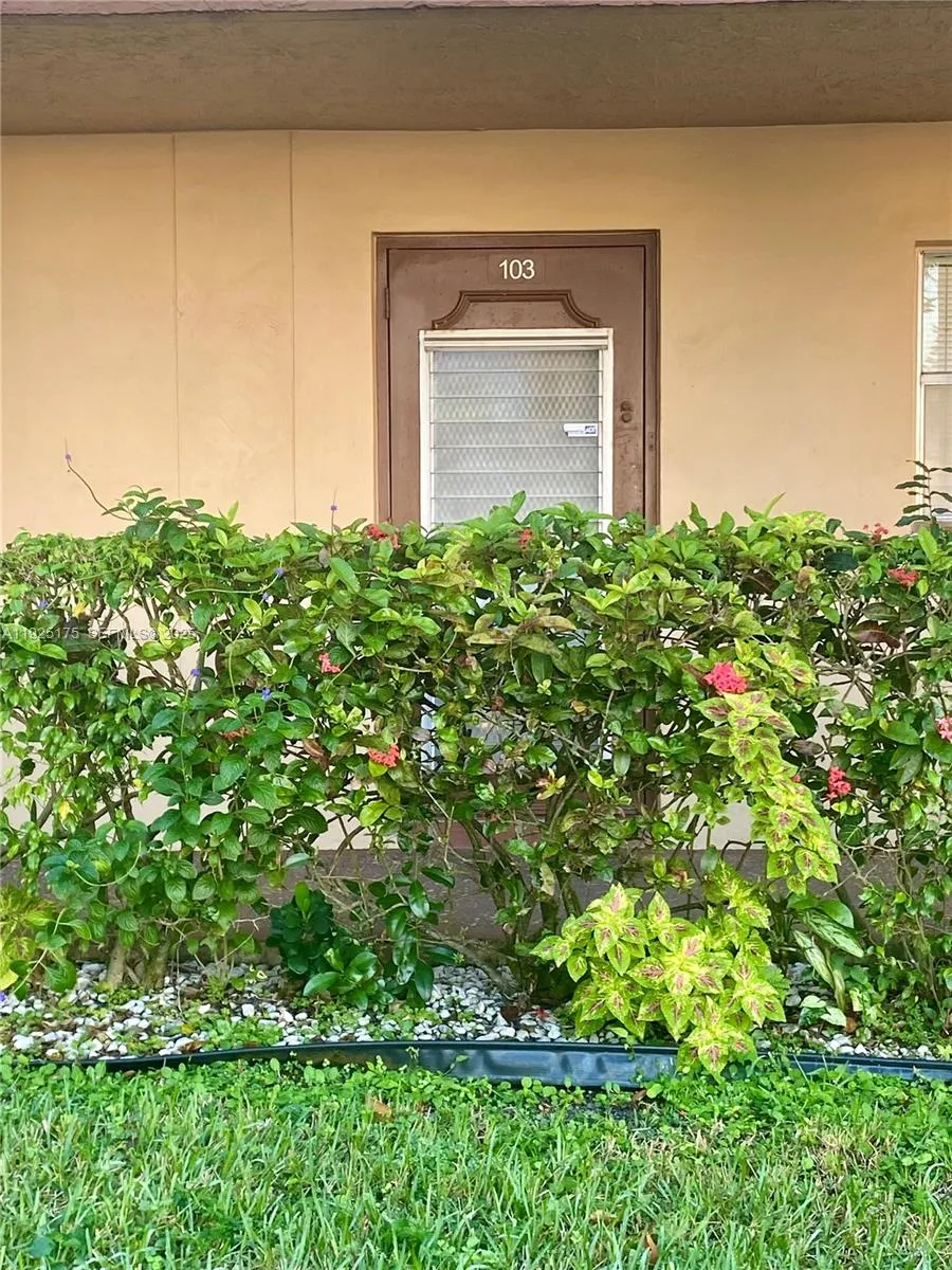 9261 Sunrise Lakes Blvd 103, Sunrise, Florida 3332, Sunrise, Florida 33322, 2 Bedrooms Bedrooms, ,2 BathroomsBathrooms,Residential,For Sale,9261 Sunrise Lakes Blvd 103, Sunrise, Florida 3332,A11925175