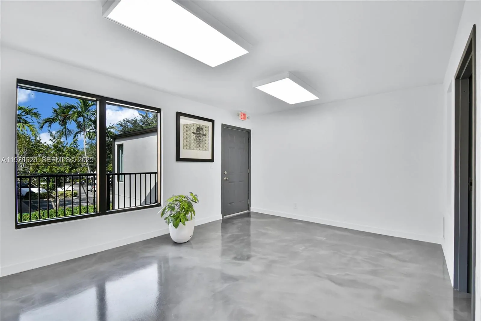 2990 Griffin Rd 204, Dania Beach, Florida 33312, Dania Beach, Florida 33312, ,Commercial Lease,For Rent,2990 Griffin Rd 204, Dania Beach, Florida 33312,A11926629