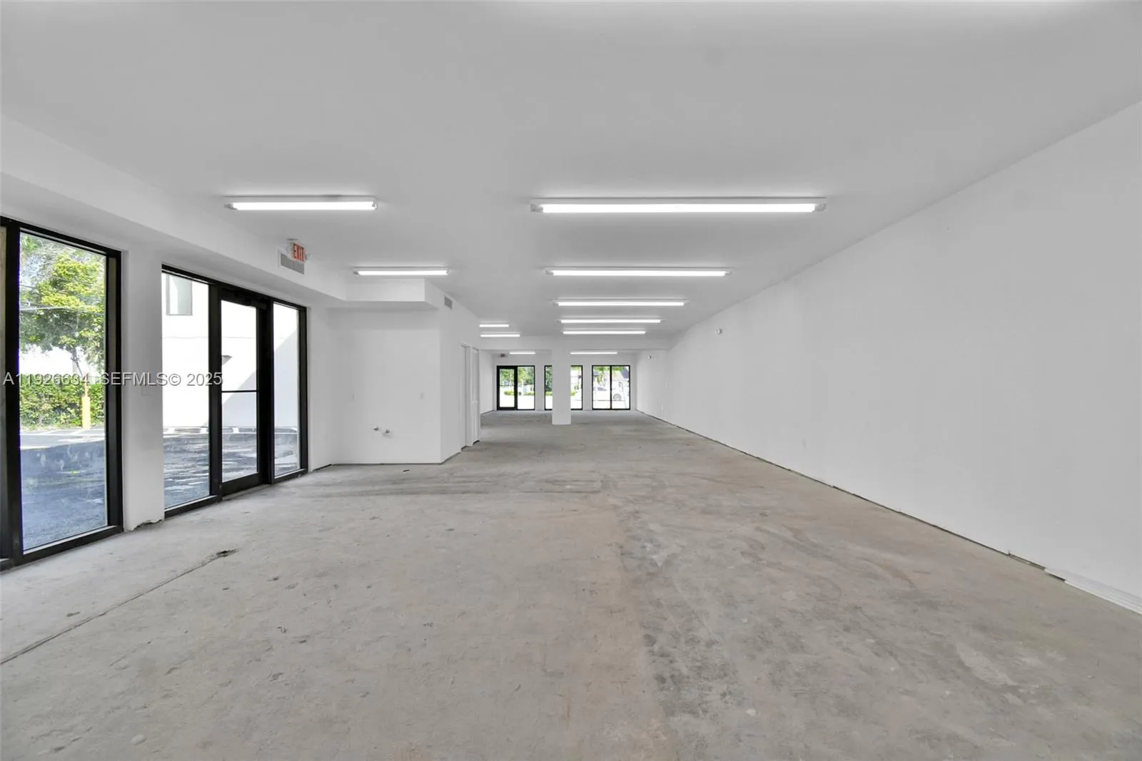 2990 Griffin Rd 1, Dania Beach, Florida 33312, Dania Beach, Florida 33312, ,Commercial Lease,For Rent,2990 Griffin Rd 1, Dania Beach, Florida 33312,A11926634