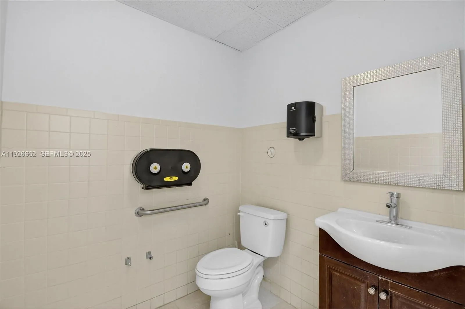 3801 N University Dr 402, Sunrise, Florida 33351, Sunrise, Florida 33351, ,Commercial Lease,For Rent,3801 N University Dr 402, Sunrise, Florida 33351,A11926662