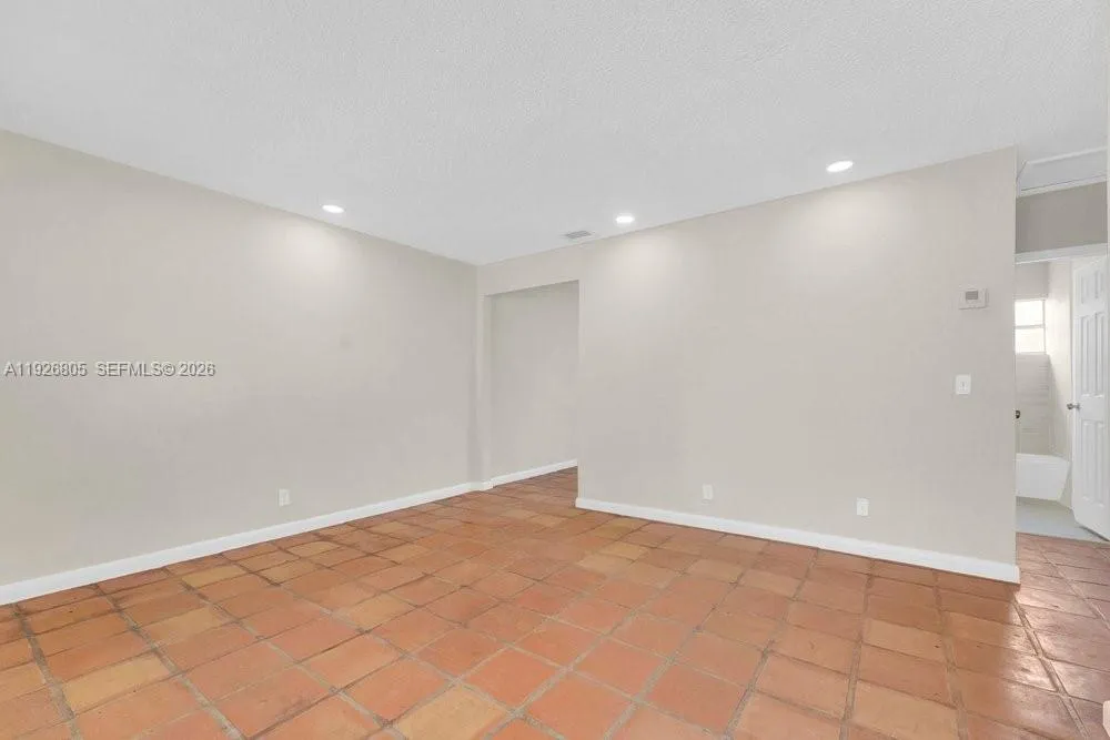 417 Sw 3rd St, Hallandale Beach, Florida 33009, Hallandale Beach, Florida 33009, ,Residential Income,For Sale,417 Sw 3rd St, Hallandale Beach, Florida 33009,A11926805
