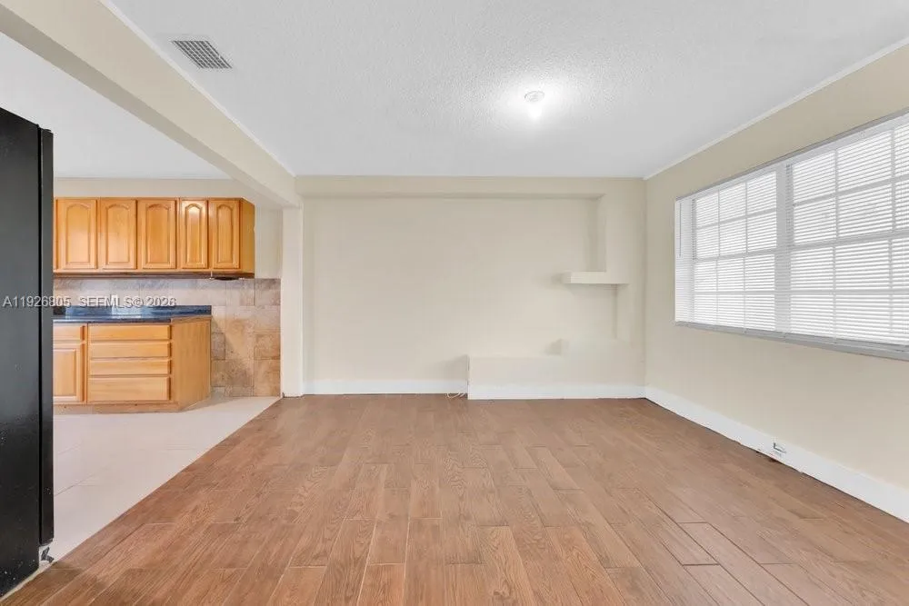417 Sw 3rd St, Hallandale Beach, Florida 33009, Hallandale Beach, Florida 33009, ,Residential Income,For Sale,417 Sw 3rd St, Hallandale Beach, Florida 33009,A11926805