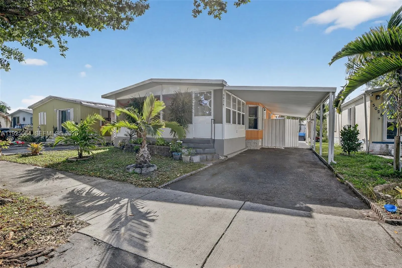 3024 Sw 52nd St, Dania Beach, Florida 33312, Dania Beach, Florida 33312, 2 Bedrooms Bedrooms, ,2 BathroomsBathrooms,Residential,For Sale,3024 Sw 52nd St, Dania Beach, Florida 33312,A11925064