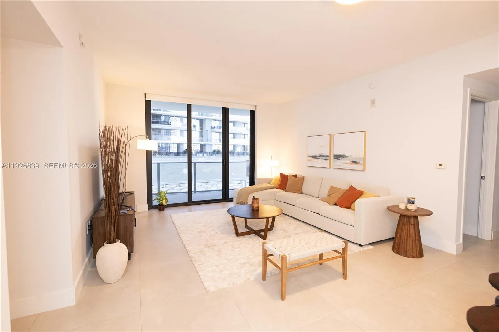 Miami, Florida 33131, 2 Bedrooms Bedrooms, ,2 BathroomsBathrooms,Residential Lease,For Rent,A11926839