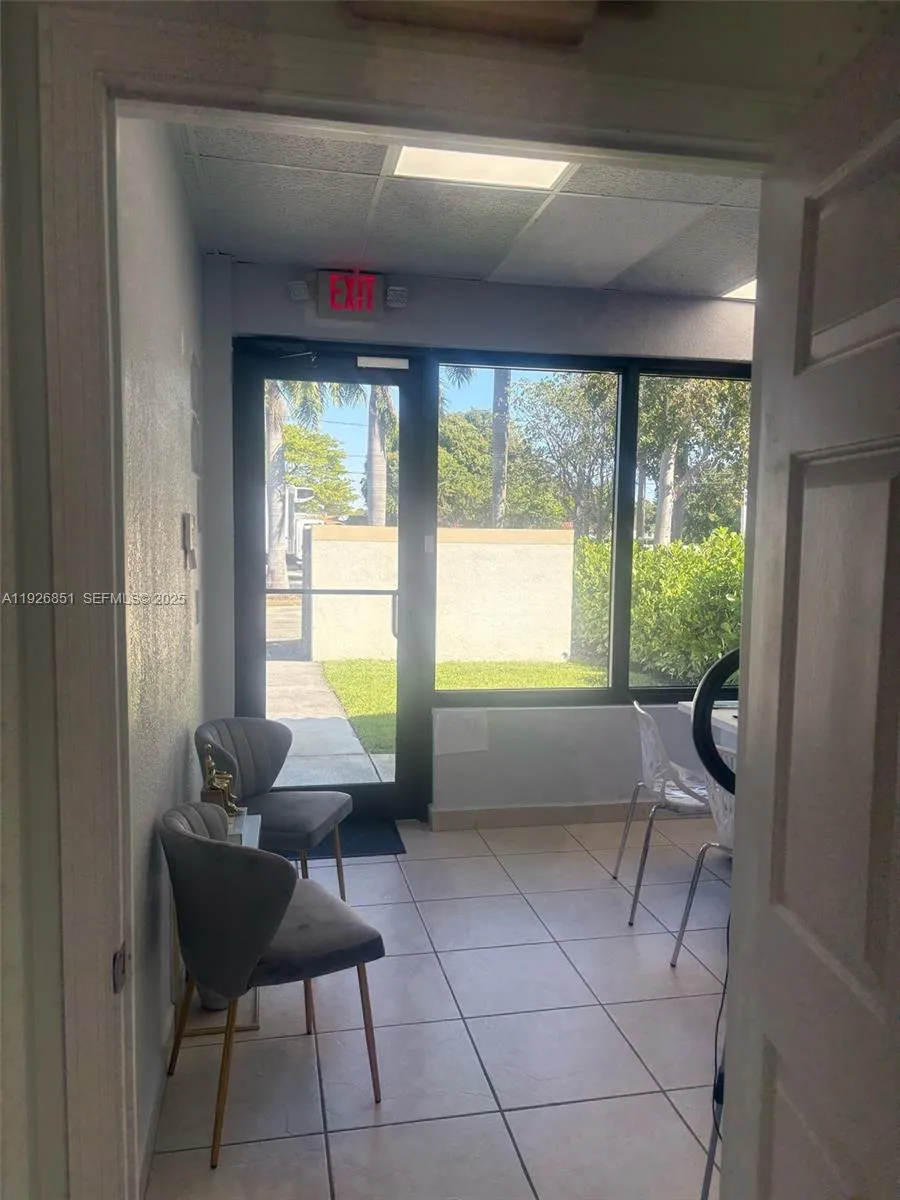 828 W Pembroke Rd, Hallandale Beach, Florida 33009, Hallandale Beach, Florida 33009, ,Commercial Lease,For Rent,828 W Pembroke Rd, Hallandale Beach, Florida 33009,A11926851