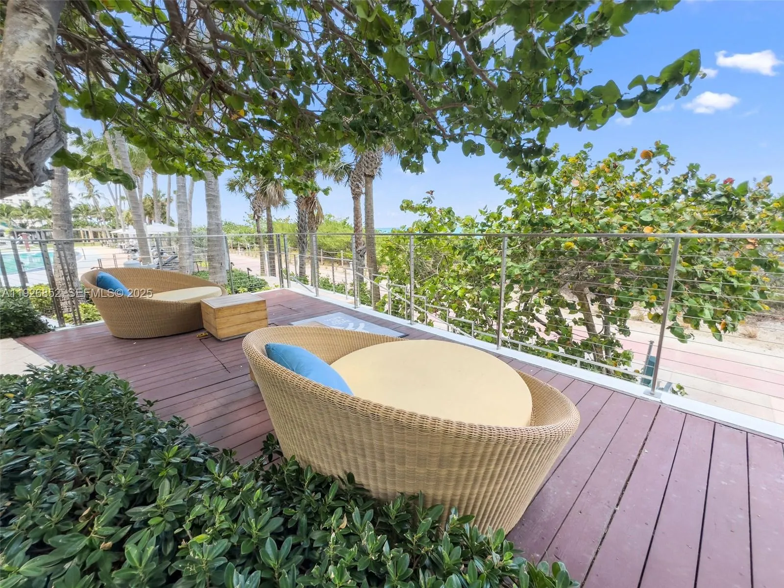 6801 Collins Ave 614 (legal 609), Miami Beach, Flo, Miami Beach, Florida 33141, 1 Bedroom Bedrooms, ,1 BathroomBathrooms,Residential,For Sale,6801 Collins Ave 614 (legal 609), Miami Beach, Flo,A11926852