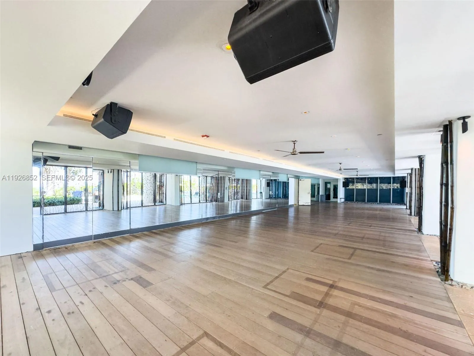 6801 Collins Ave 614 (legal 609), Miami Beach, Flo, Miami Beach, Florida 33141, 1 Bedroom Bedrooms, ,1 BathroomBathrooms,Residential,For Sale,6801 Collins Ave 614 (legal 609), Miami Beach, Flo,A11926852