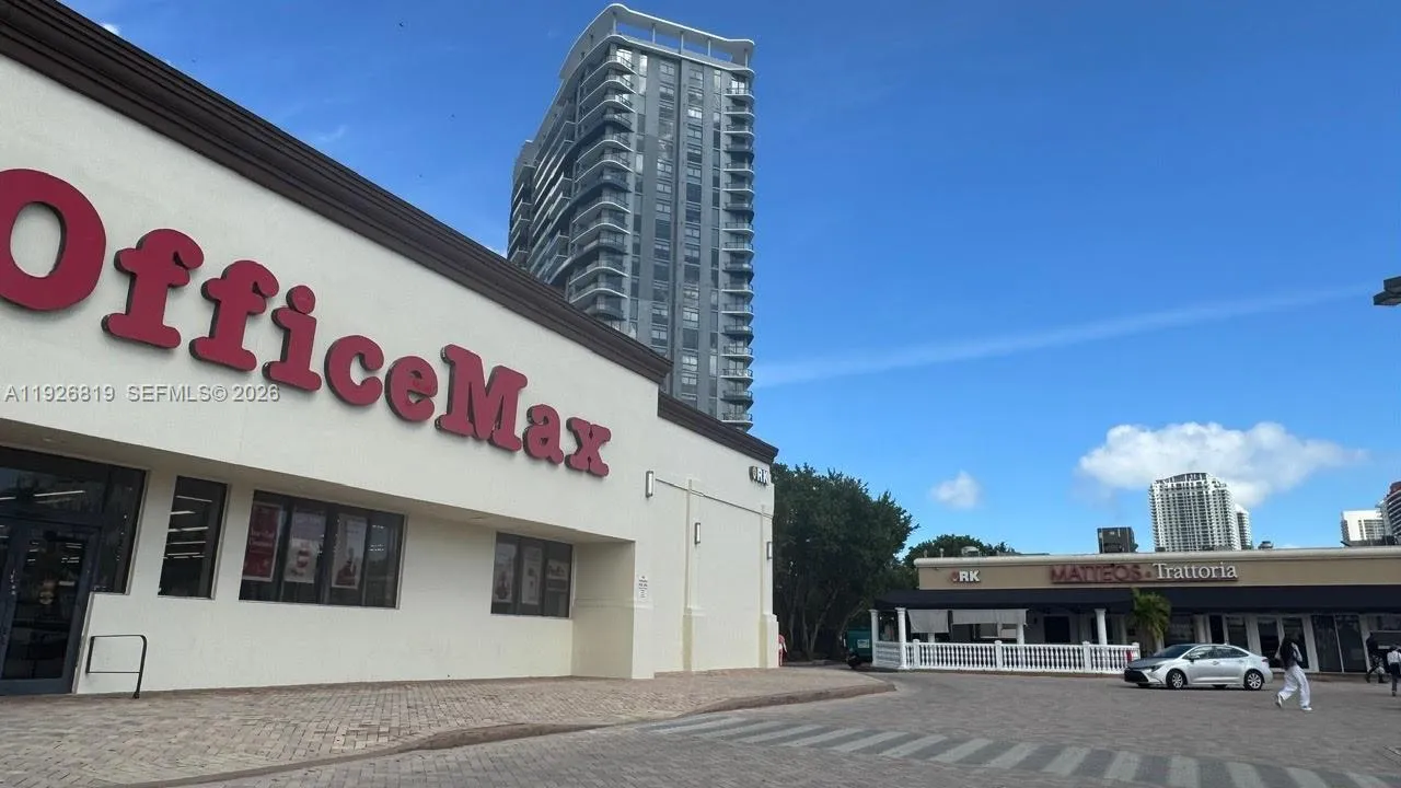 1333 E Hallandale Beach Blvd 134, Hallandale Beach, Hallandale Beach, Florida 33009, 1 Bedroom Bedrooms, ,1 BathroomBathrooms,Residential,For Sale,1333 E Hallandale Beach Blvd 134, Hallandale Beach,A11926819