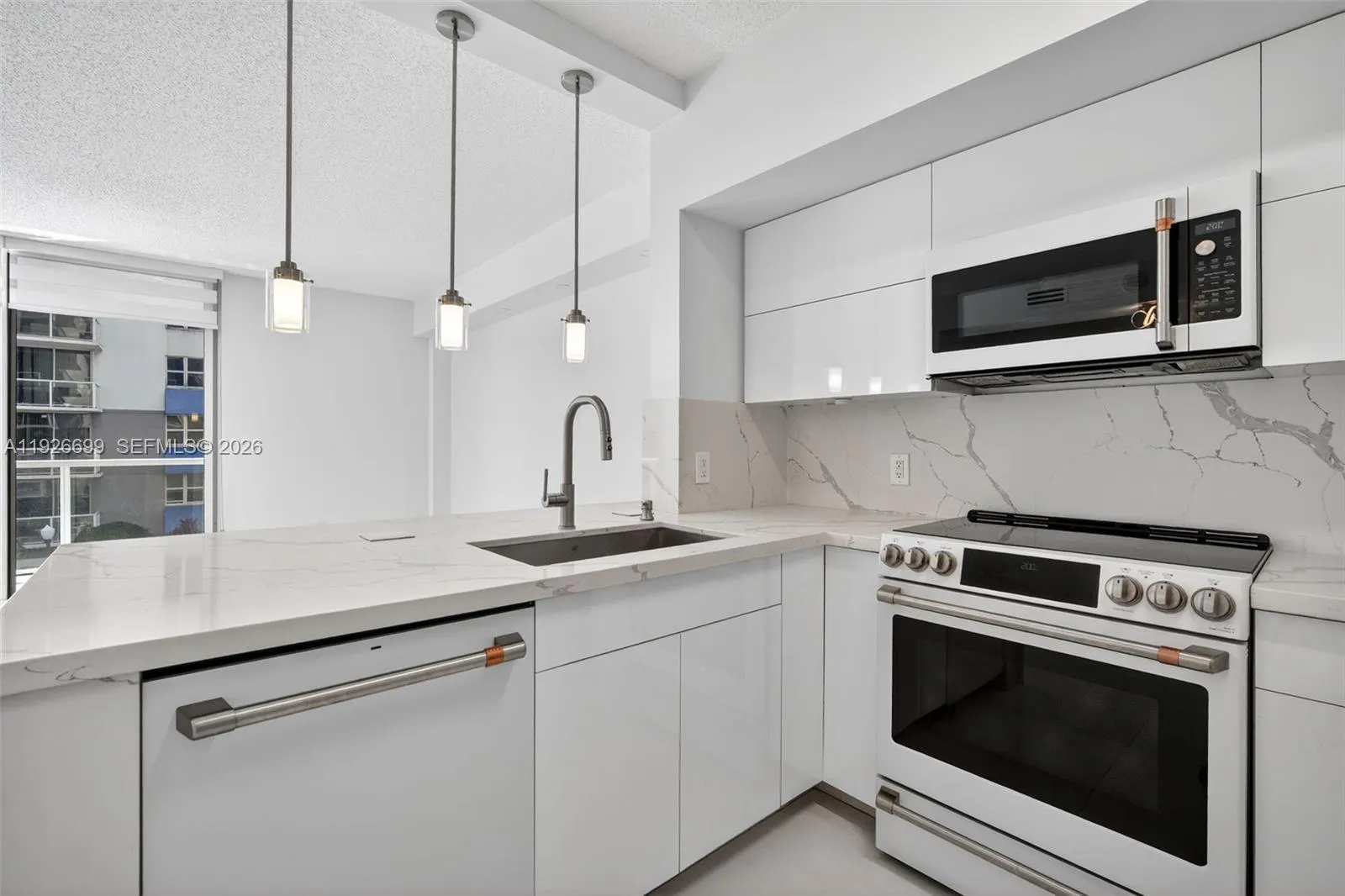 5077 Nw 7th St 610, Miami, Florida 33126, Miami, Florida 33126, 1 Bedroom Bedrooms, ,1 BathroomBathrooms,Residential,For Sale,5077 Nw 7th St 610, Miami, Florida 33126,A11926699