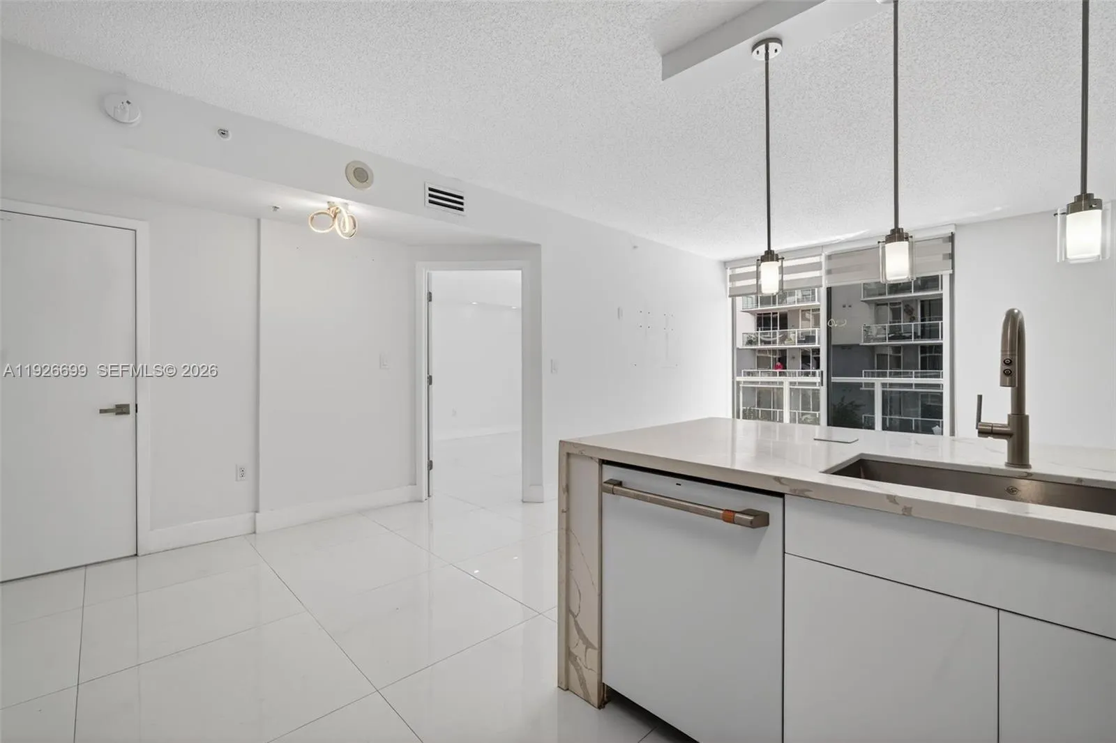 5077 Nw 7th St 610, Miami, Florida 33126, Miami, Florida 33126, 1 Bedroom Bedrooms, ,1 BathroomBathrooms,Residential,For Sale,5077 Nw 7th St 610, Miami, Florida 33126,A11926699