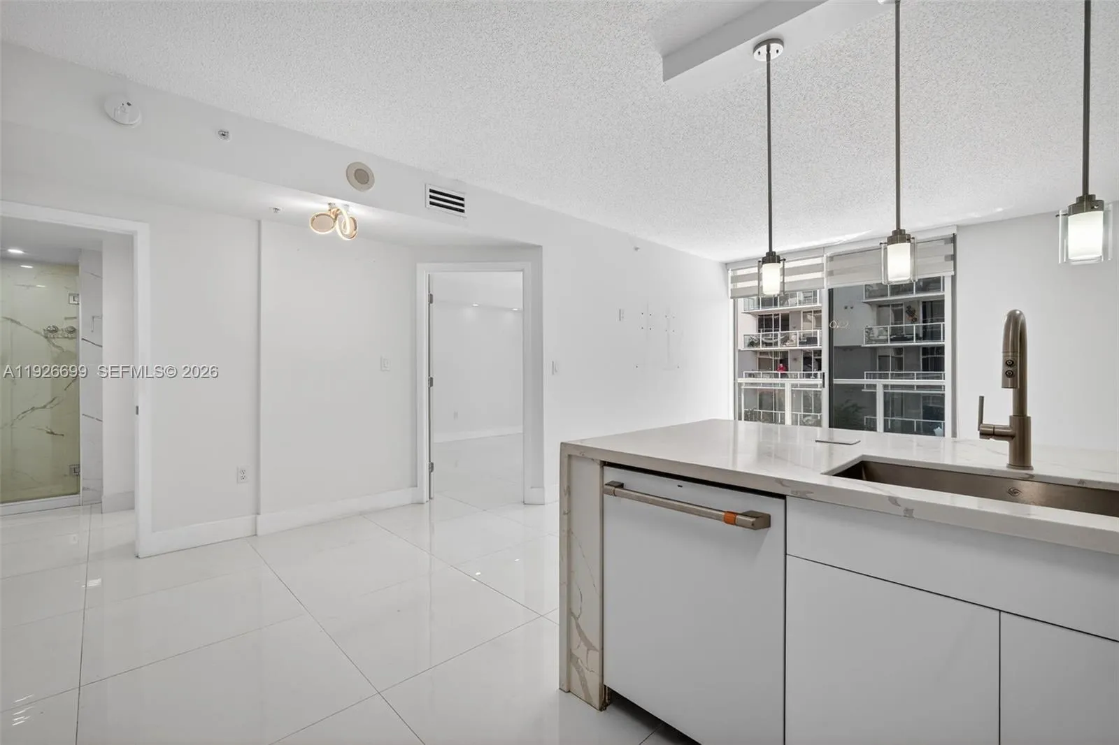 5077 Nw 7th St 610, Miami, Florida 33126, Miami, Florida 33126, 1 Bedroom Bedrooms, ,1 BathroomBathrooms,Residential,For Sale,5077 Nw 7th St 610, Miami, Florida 33126,A11926699