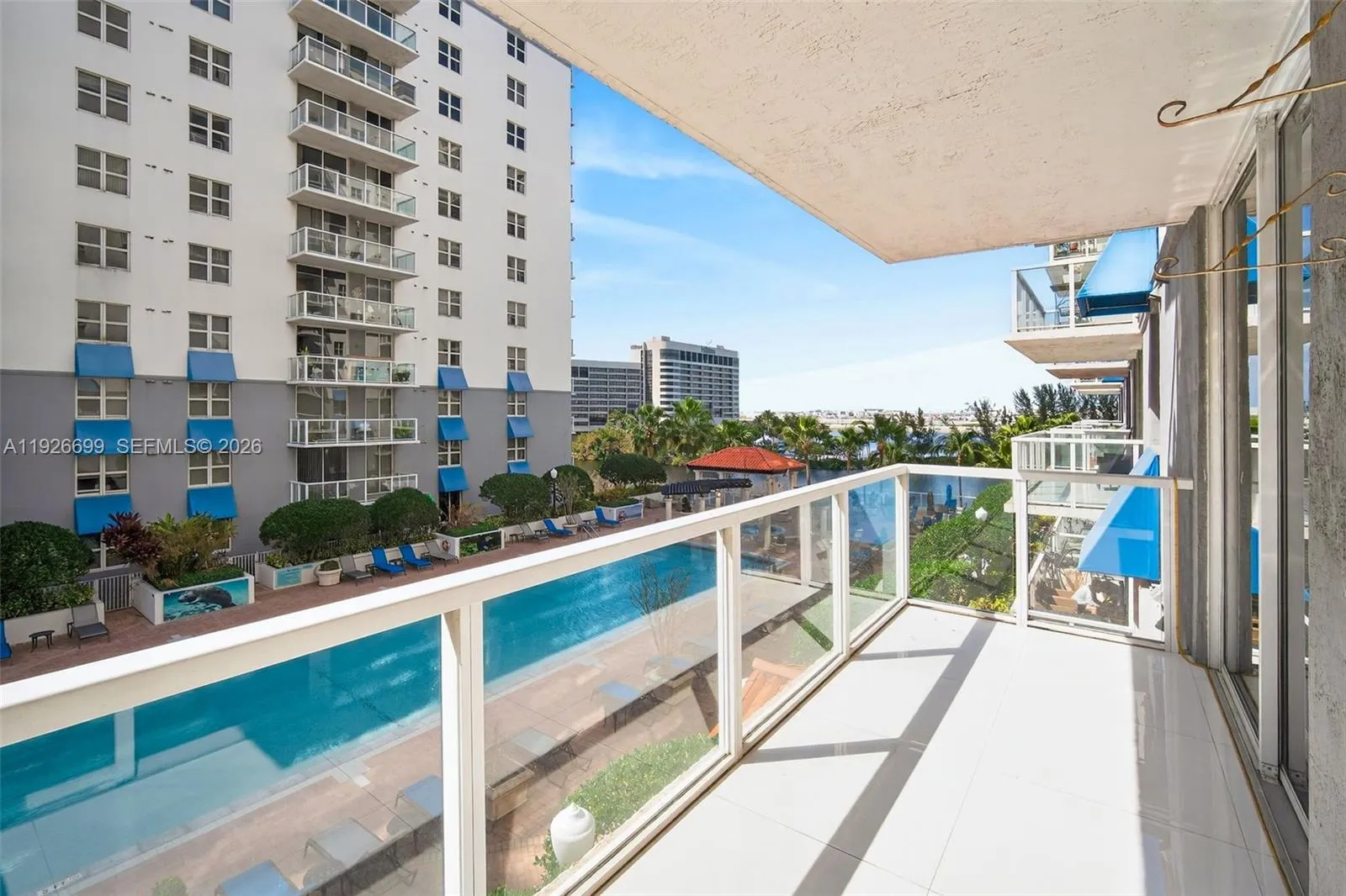5077 Nw 7th St 610, Miami, Florida 33126, Miami, Florida 33126, 1 Bedroom Bedrooms, ,1 BathroomBathrooms,Residential,For Sale,5077 Nw 7th St 610, Miami, Florida 33126,A11926699
