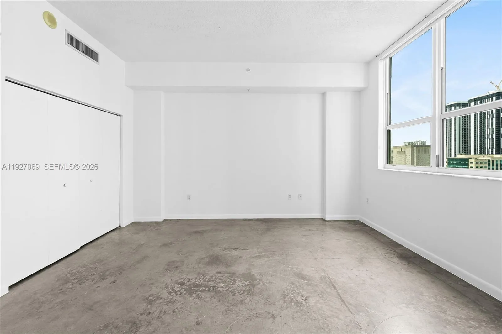 133 Ne 2nd Ave 1905, Miami, Florida 33132, Miami, Florida 33132, 1 Bedroom Bedrooms, ,1 BathroomBathrooms,Residential,For Sale,133 Ne 2nd Ave 1905, Miami, Florida 33132,A11927069