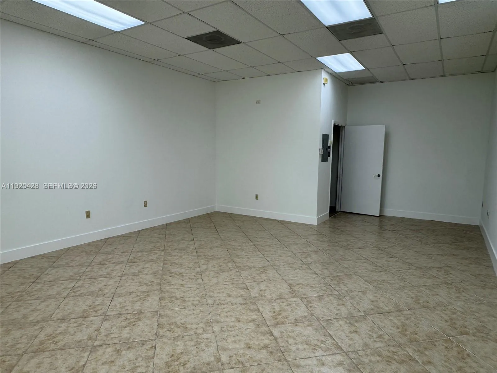 4005 Nw 114th Ave, Doral, Florida 33178, Doral, Florida 33178, ,Commercial Lease,For Rent,4005 Nw 114th Ave, Doral, Florida 33178,A11925428