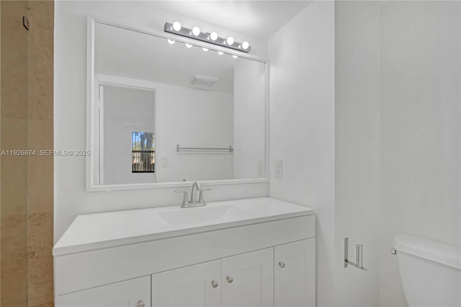 15801 W Waterside Circle 101, Sunrise, Florida 333, Sunrise, Florida 33326, 2 Bedrooms Bedrooms, ,2 BathroomsBathrooms,Residential,For Sale,15801 W Waterside Circle 101, Sunrise, Florida 333,A11926874