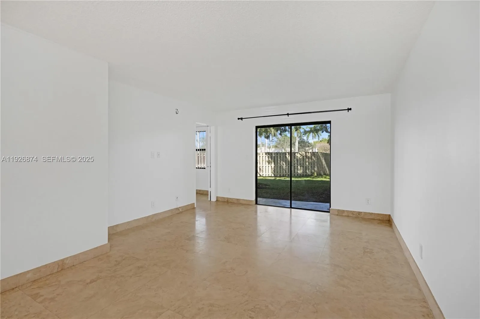 15801 W Waterside Circle 101, Sunrise, Florida 333, Sunrise, Florida 33326, 2 Bedrooms Bedrooms, ,2 BathroomsBathrooms,Residential,For Sale,15801 W Waterside Circle 101, Sunrise, Florida 333,A11926874