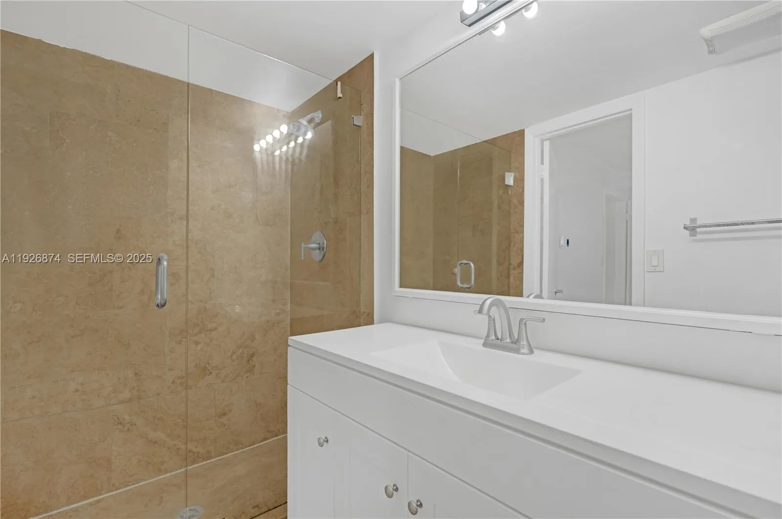 15801 W Waterside Circle 101, Sunrise, Florida 333, Sunrise, Florida 33326, 2 Bedrooms Bedrooms, ,2 BathroomsBathrooms,Residential,For Sale,15801 W Waterside Circle 101, Sunrise, Florida 333,A11926874