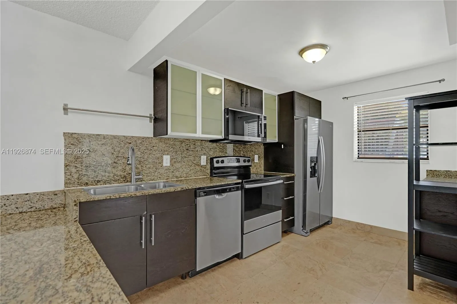 15801 W Waterside Circle 101, Sunrise, Florida 333, Sunrise, Florida 33326, 2 Bedrooms Bedrooms, ,2 BathroomsBathrooms,Residential,For Sale,15801 W Waterside Circle 101, Sunrise, Florida 333,A11926874