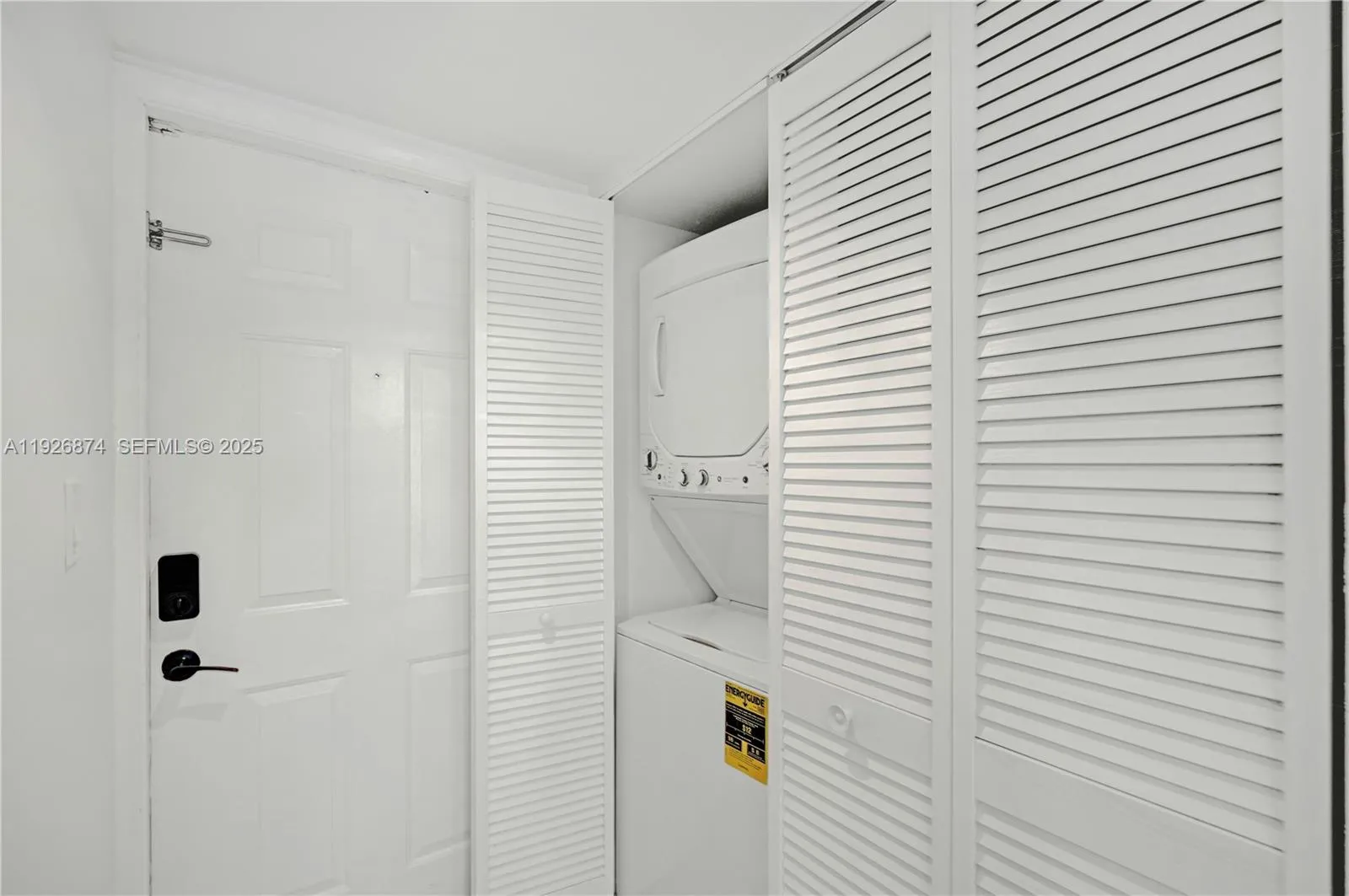15801 W Waterside Circle 101, Sunrise, Florida 333, Sunrise, Florida 33326, 2 Bedrooms Bedrooms, ,2 BathroomsBathrooms,Residential,For Sale,15801 W Waterside Circle 101, Sunrise, Florida 333,A11926874