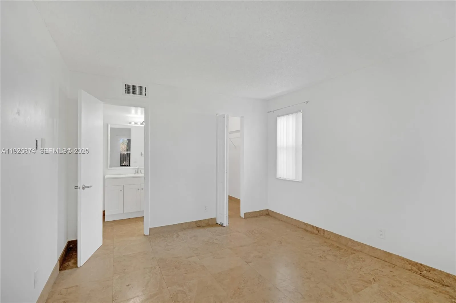 15801 W Waterside Circle 101, Sunrise, Florida 333, Sunrise, Florida 33326, 2 Bedrooms Bedrooms, ,2 BathroomsBathrooms,Residential,For Sale,15801 W Waterside Circle 101, Sunrise, Florida 333,A11926874