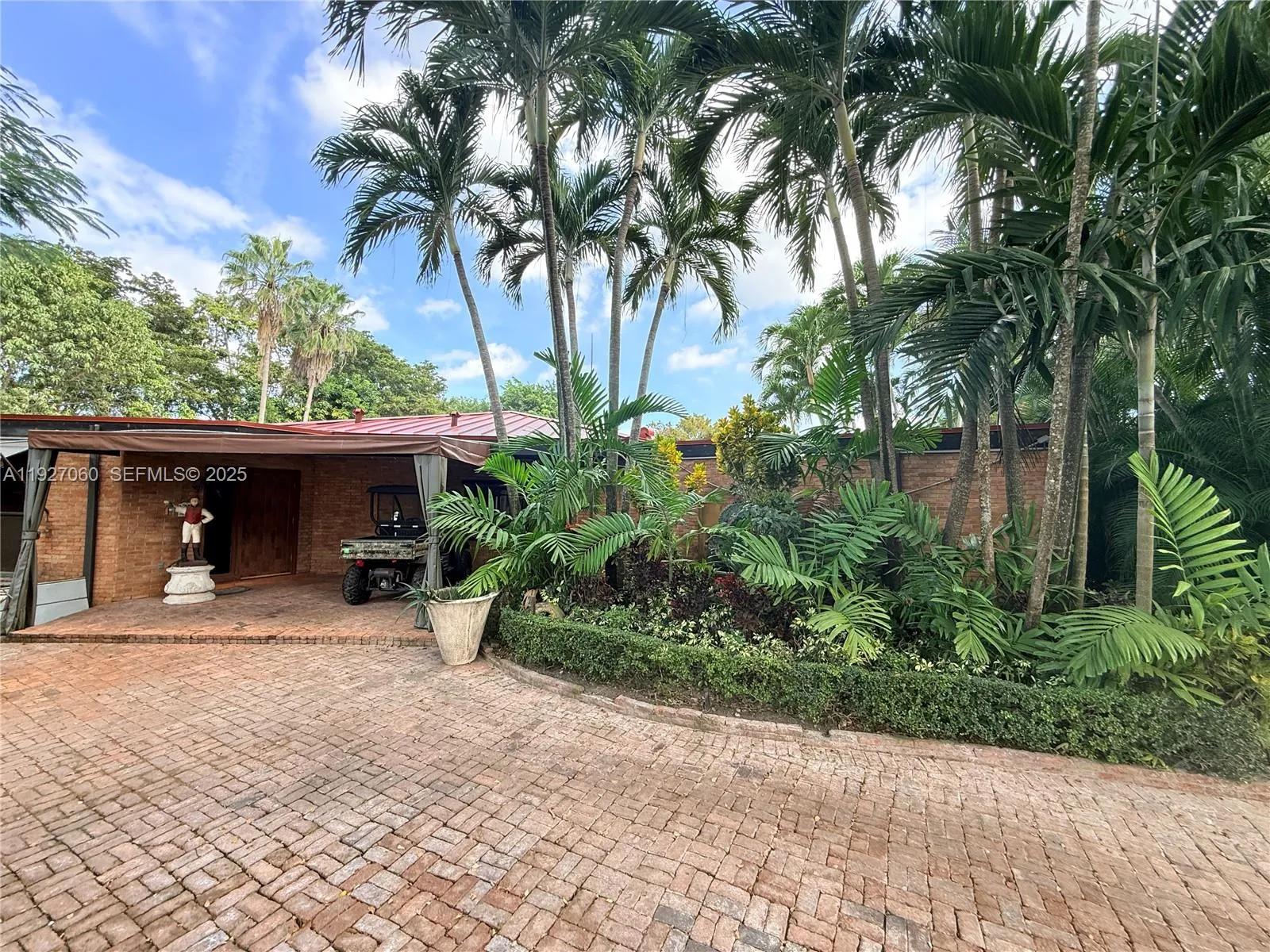 5877 Sw 123rd Ave Main, Miami, Florida 33183, Miami, Florida 33183, 4 Bedrooms Bedrooms, ,3 BathroomsBathrooms,Residential Lease,For Rent,5877 Sw 123rd Ave Main, Miami, Florida 33183,A11927060