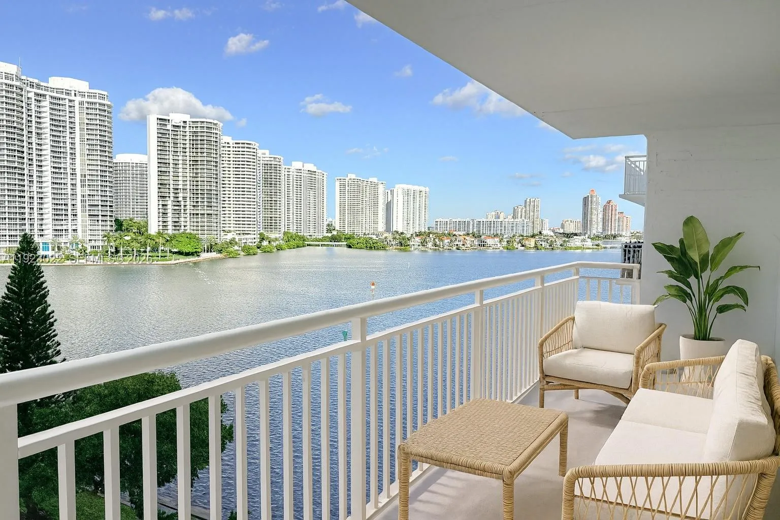 301 174th St 820, Sunny Isles Beach, Florida 33160, Sunny Isles Beach, Florida 33160, 2 Bedrooms Bedrooms, ,2 BathroomsBathrooms,Residential,For Sale,301 174th St 820, Sunny Isles Beach, Florida 33160,A11923022