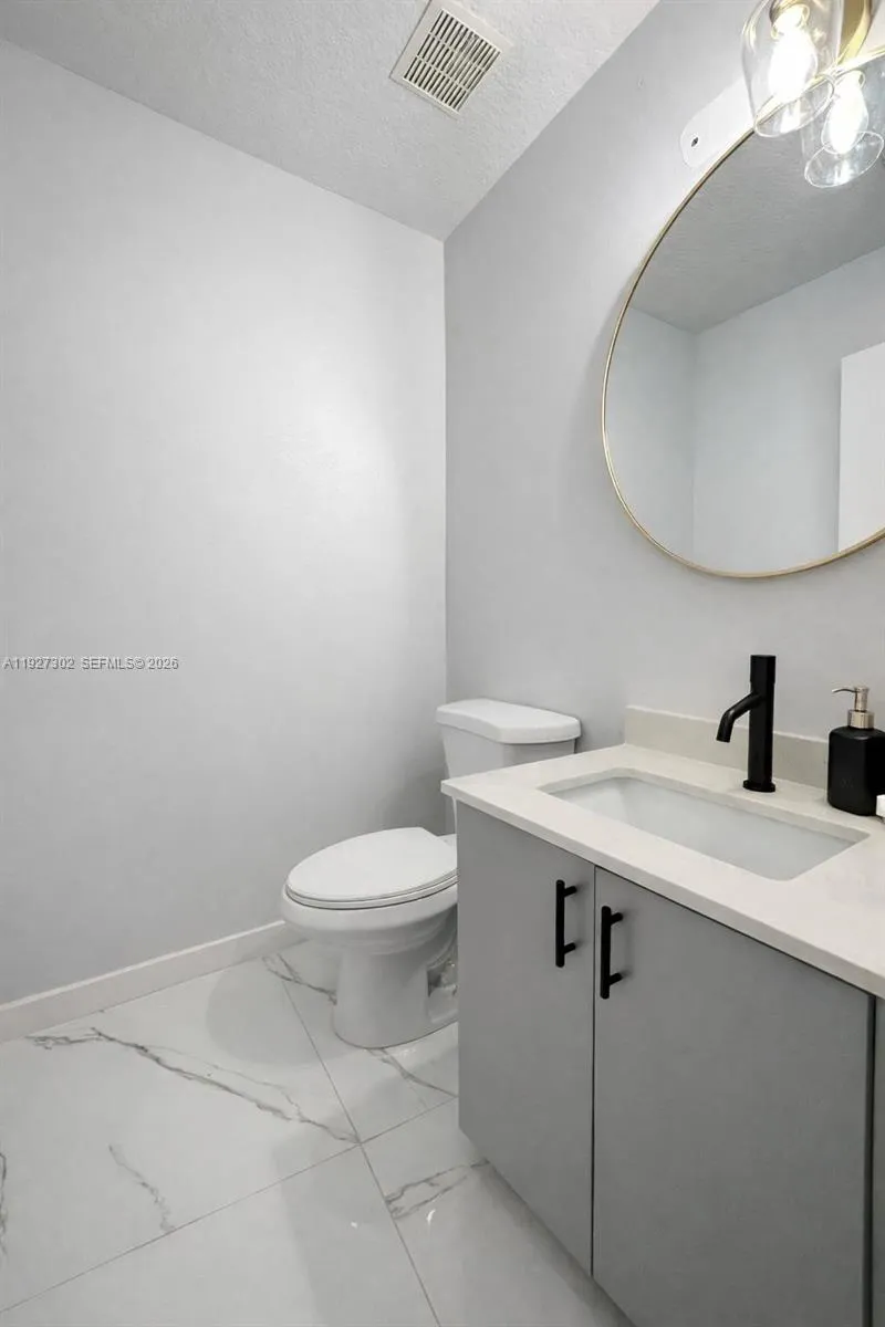 2201 Clipper Pl 5405, Dania Beach, Florida 33312, Dania Beach, Florida 33312, 3 Bedrooms Bedrooms, ,2 BathroomsBathrooms,Residential,For Sale,2201 Clipper Pl 5405, Dania Beach, Florida 33312,A11927302