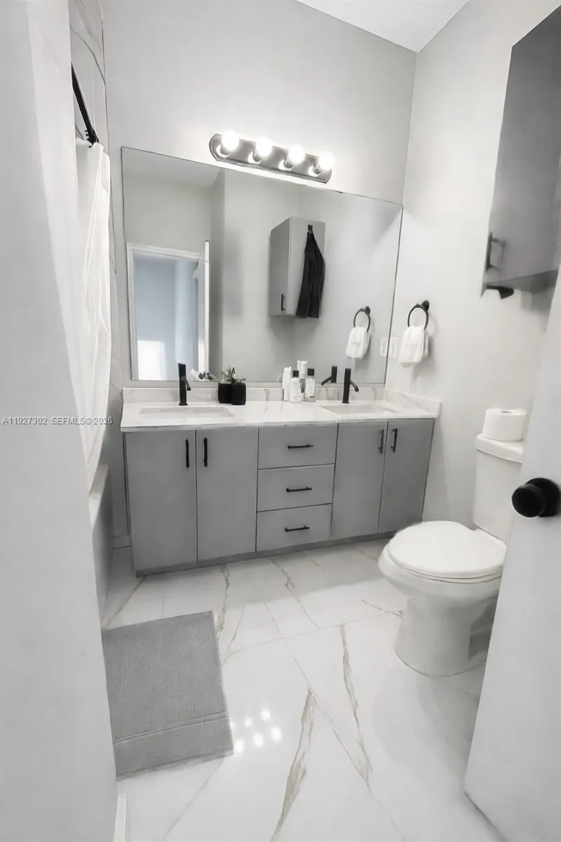 2201 Clipper Pl 5405, Dania Beach, Florida 33312, Dania Beach, Florida 33312, 3 Bedrooms Bedrooms, ,2 BathroomsBathrooms,Residential,For Sale,2201 Clipper Pl 5405, Dania Beach, Florida 33312,A11927302
