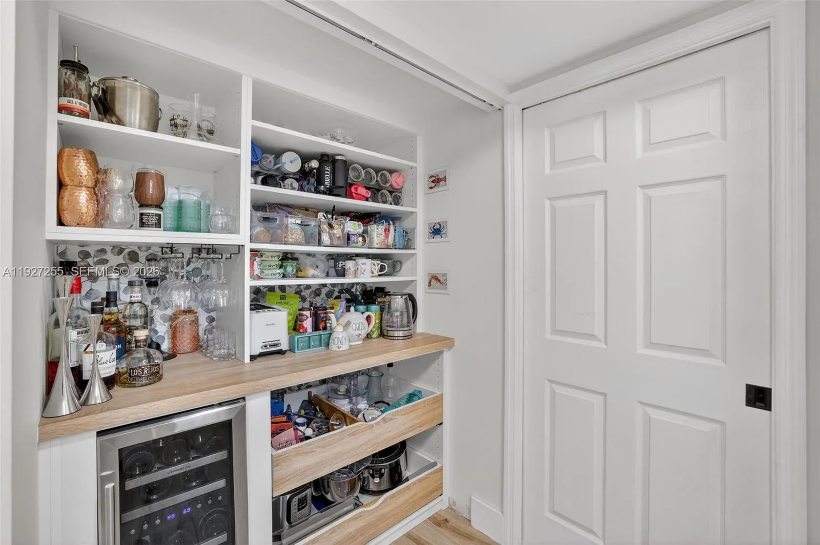 237 City View Dr 237, Fort Lauderdale, Florida 333, Fort Lauderdale, Florida 33311, 3 Bedrooms Bedrooms, 7 Rooms Rooms,2 BathroomsBathrooms,Residential,For Sale,237 City View Dr 237, Fort Lauderdale, Florida 333,A11927255