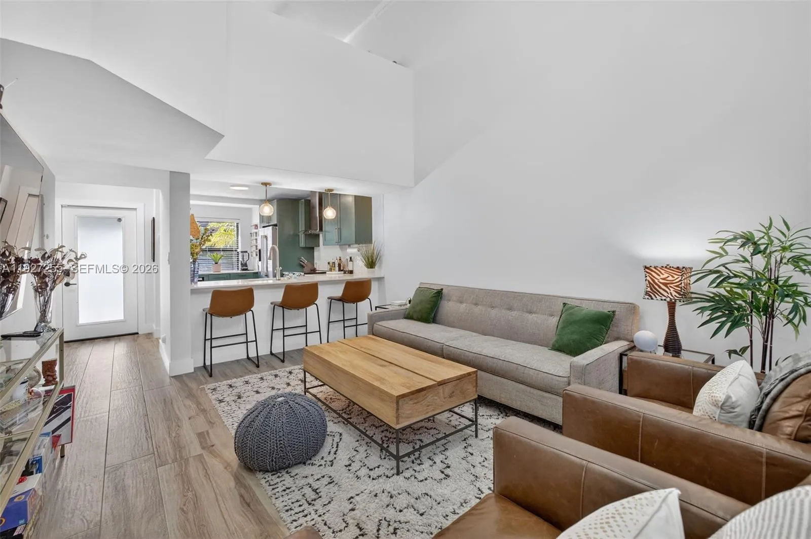 237 City View Dr 237, Fort Lauderdale, Florida 333, Fort Lauderdale, Florida 33311, 3 Bedrooms Bedrooms, 7 Rooms Rooms,2 BathroomsBathrooms,Residential,For Sale,237 City View Dr 237, Fort Lauderdale, Florida 333,A11927255