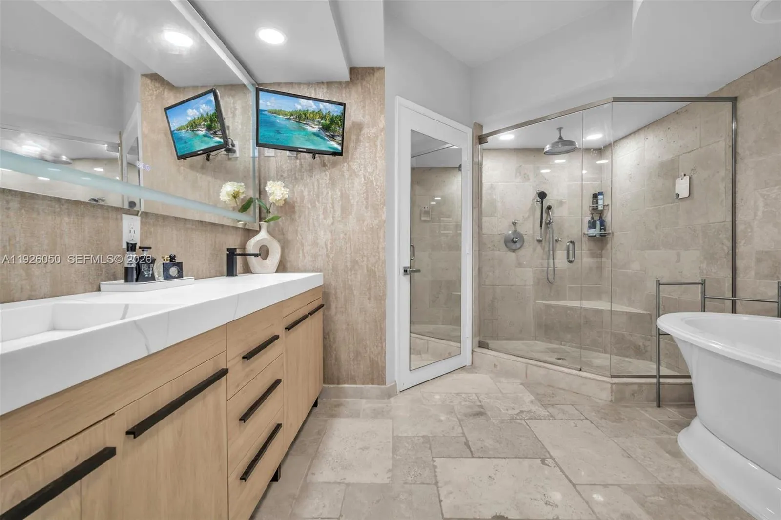 333 Las Olas Way 405, Fort Lauderdale, Florida 333, Fort Lauderdale, Florida 33301, 1 Bedroom Bedrooms, ,1 BathroomBathrooms,Residential,For Sale,333 Las Olas Way 405, Fort Lauderdale, Florida 333,A11926050