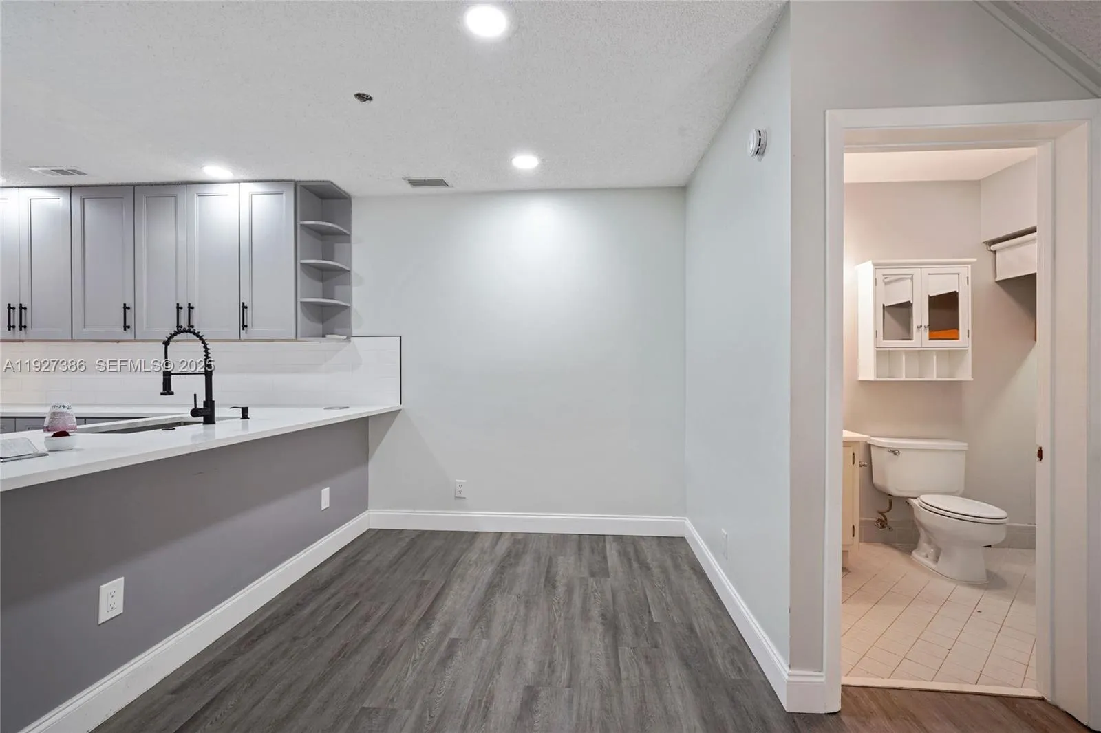 3845 Cocoplum Cir 3597, Coconut Creek, Florida 330, Coconut Creek, Florida 33063, 2 Bedrooms Bedrooms, ,2 BathroomsBathrooms,Residential,For Sale,3845 Cocoplum Cir 3597, Coconut Creek, Florida 330,A11927386