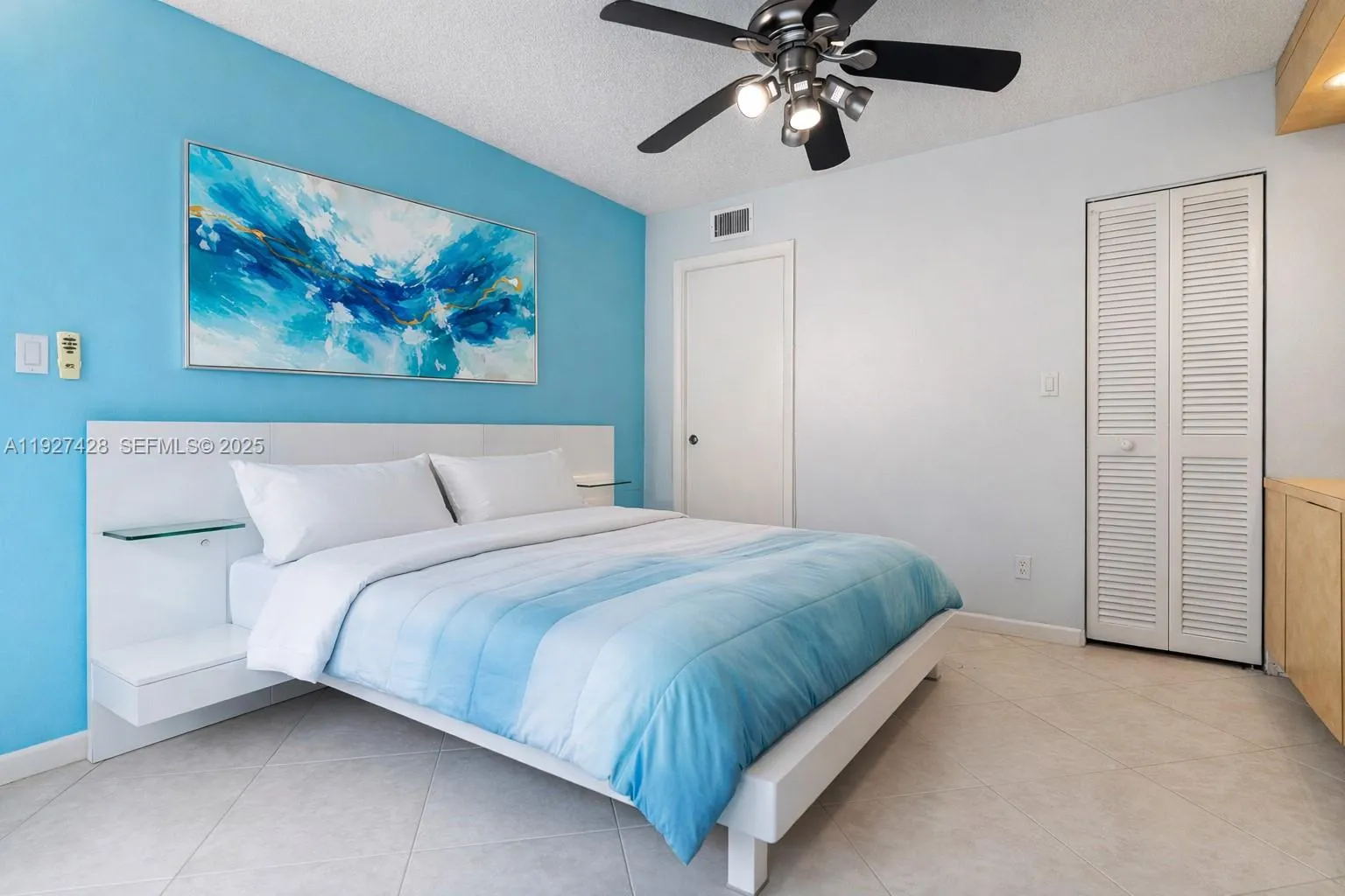Downstairs bedroom, play room,office